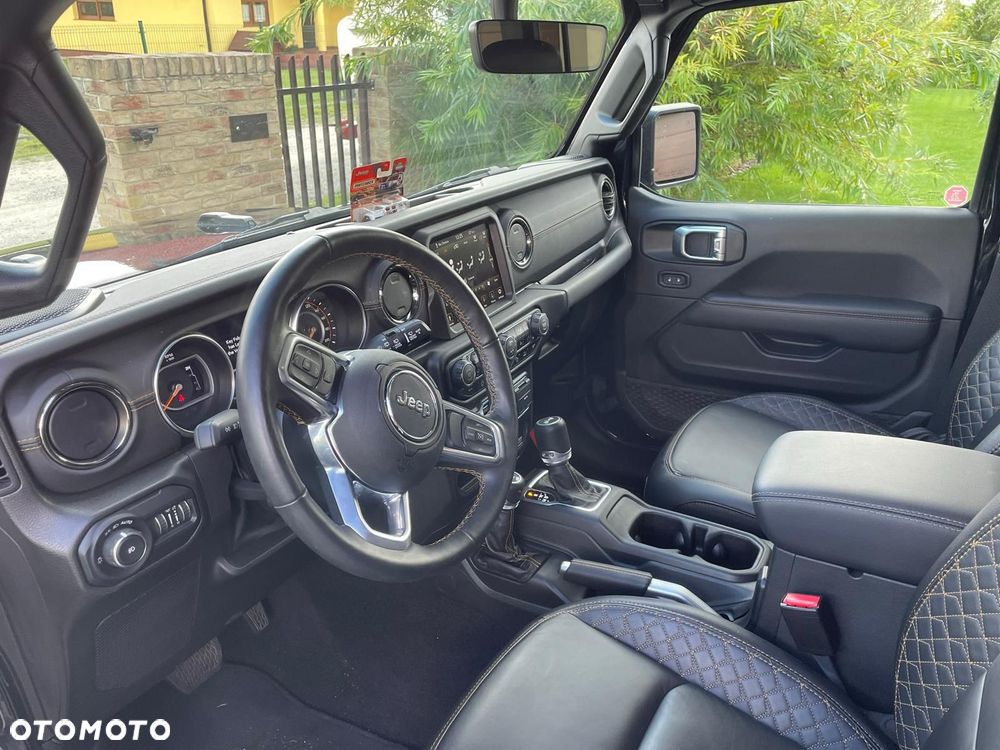 Jeep Wrangler Unlimited 3.6 Automatik Sahara - 13