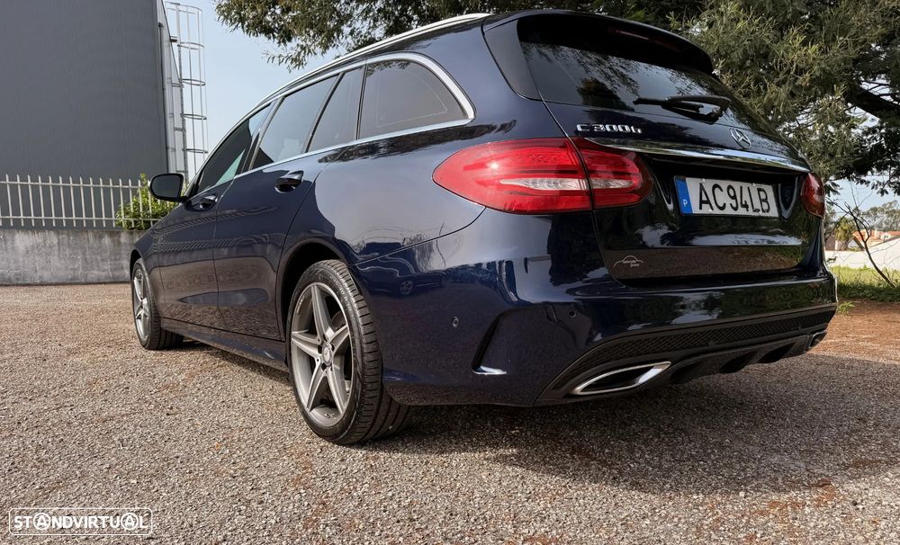 Mercedes-Benz C 300 h AMG Line - 10