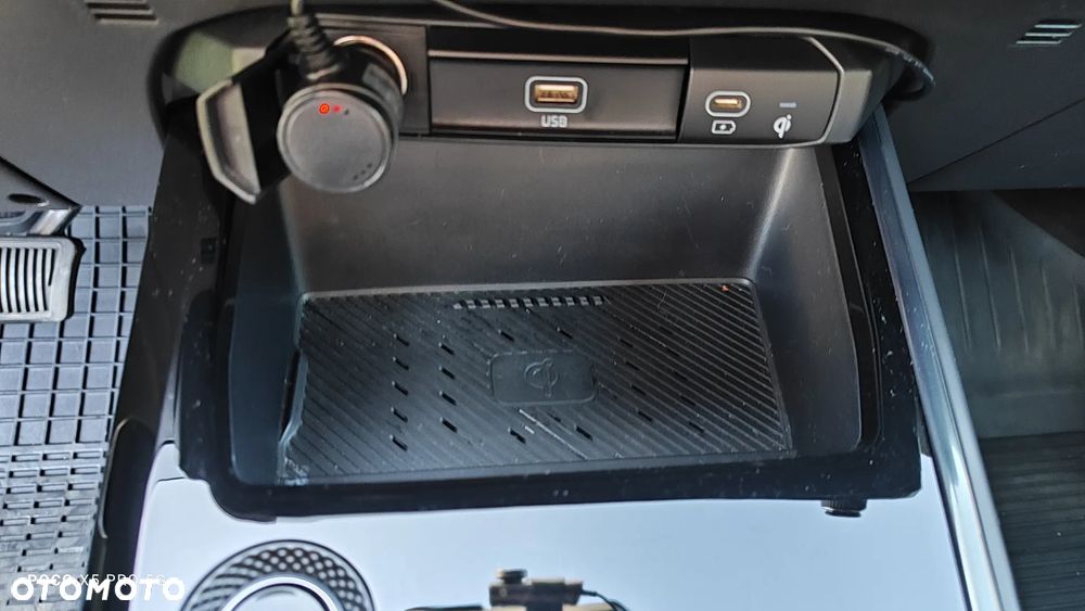 Kia Niro 1.6 GDI Hybrid Business Line - 18