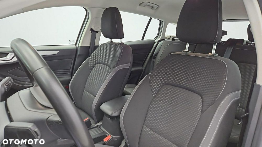Ford Focus 1.5 EcoBlue SCR Connected - 11