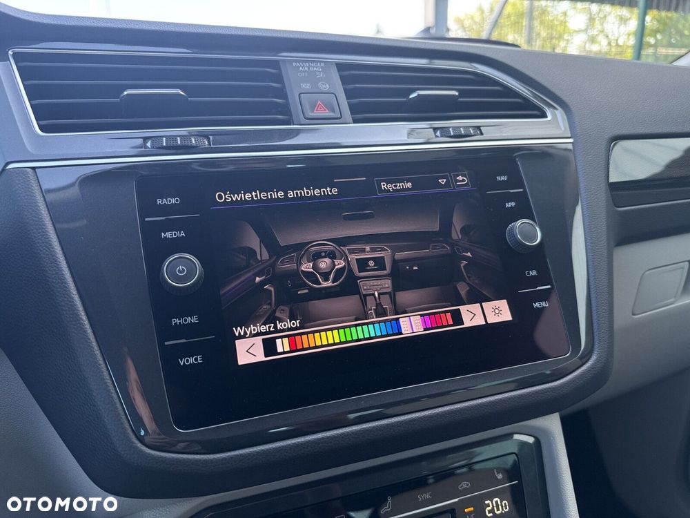 Volkswagen Tiguan - 33