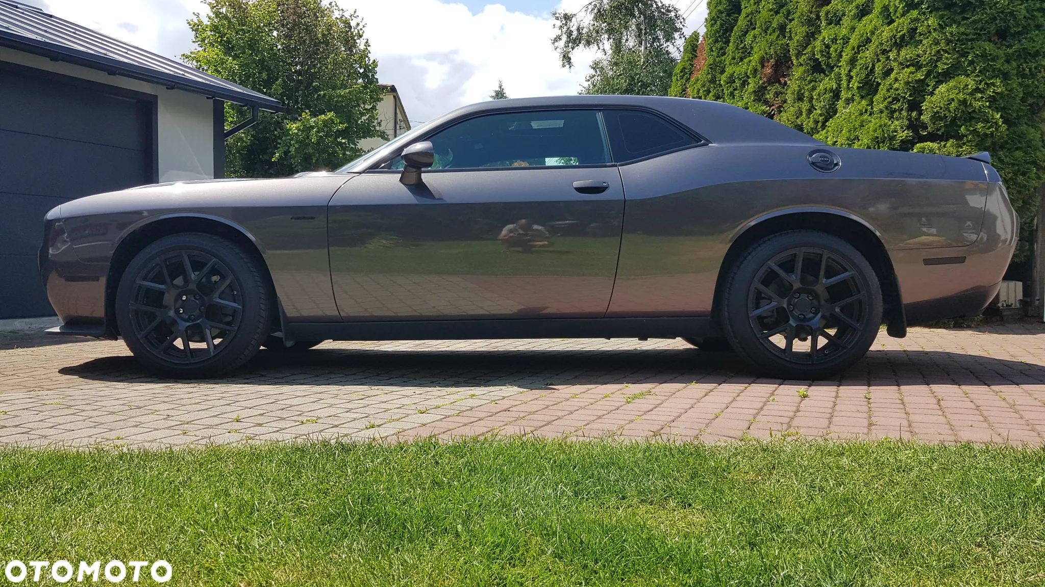 Dodge Challenger - 9