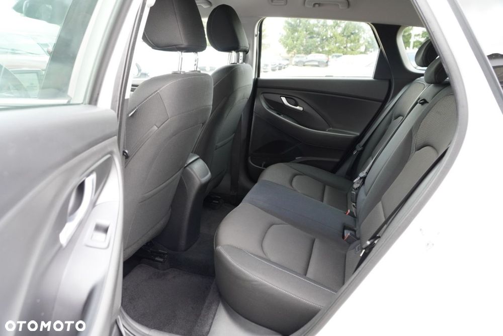Hyundai i30 1.0 T-GDI Intro Edition - 9