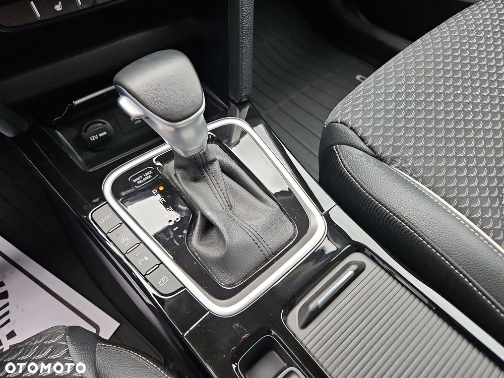 Kia Ceed 1.5 T-GDI Tribute DCT - 15