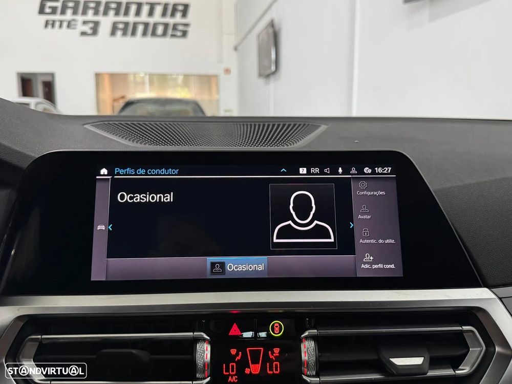 BMW 330 e Touring Pack M Auto - 32