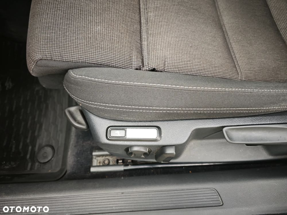 Volkswagen Passat 2.0 TDI SCR (BlueMotion Technology) DSG Highline - 21