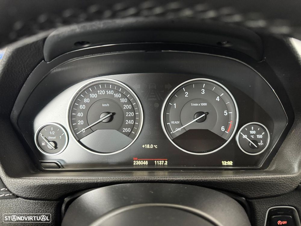 BMW 320 d Auto Pack M - 14