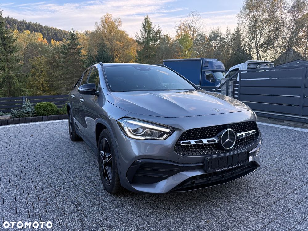 Mercedes-Benz GLA 250 4Matic 8G-DCT Edition AMG Line - 2
