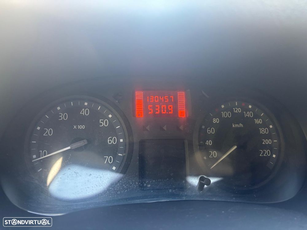 Renault Clio 1.5 dCi Confort - 5