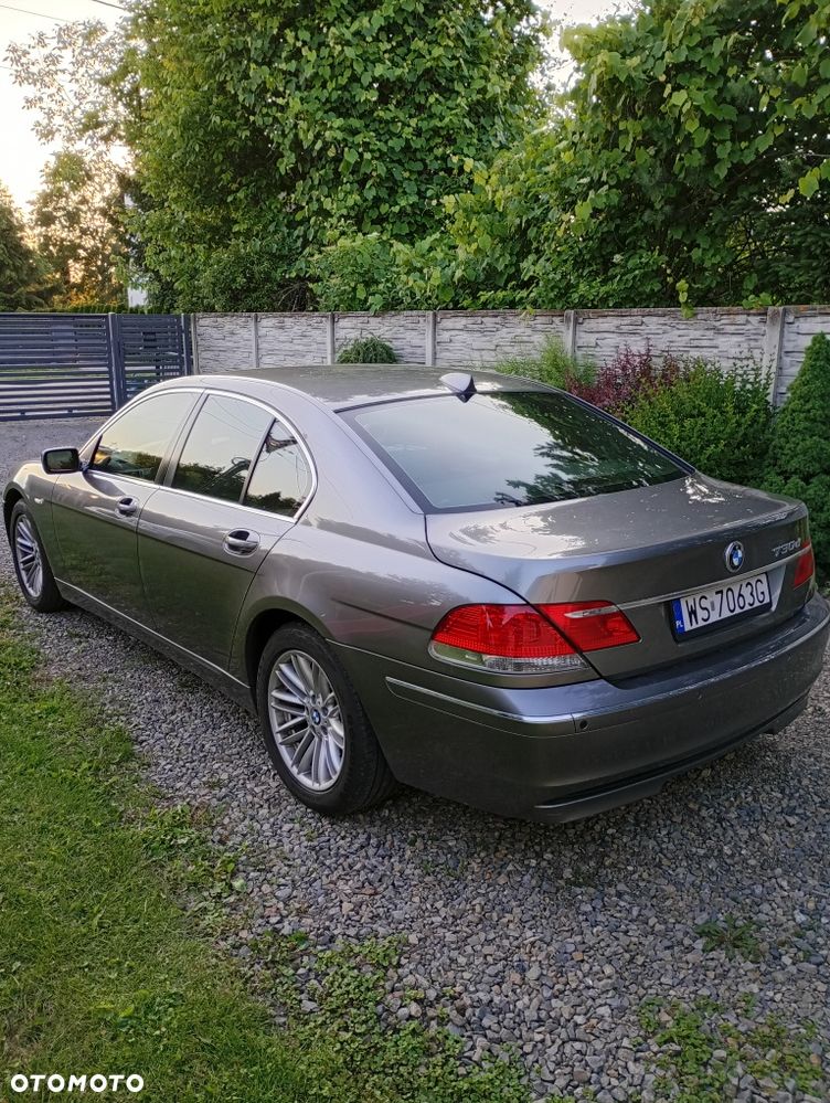 BMW Seria 7 - 1