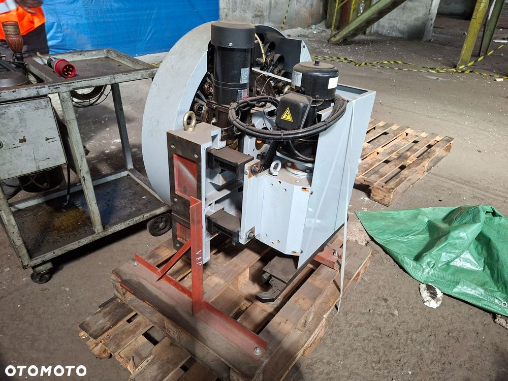 BT Gifu Hsk 63A K Zásobník Nástrojů Obráběcím Centrům - 6