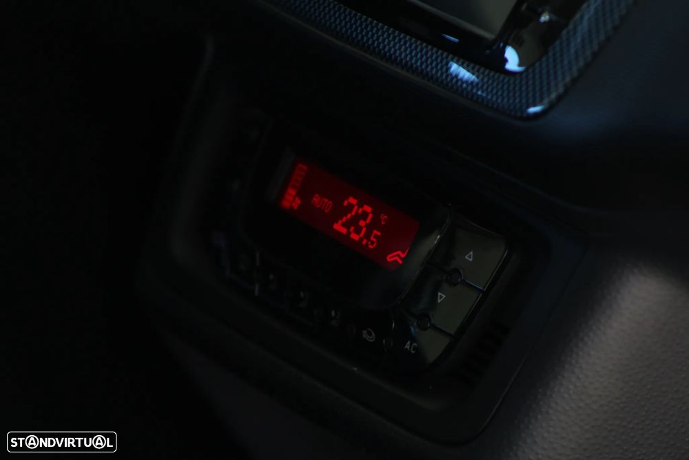 SEAT Ibiza 1.6 TDI Sport DPF - 28