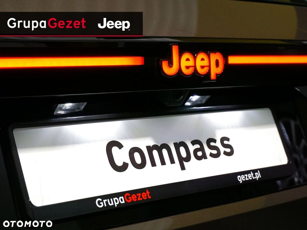 Jeep Compass - 9