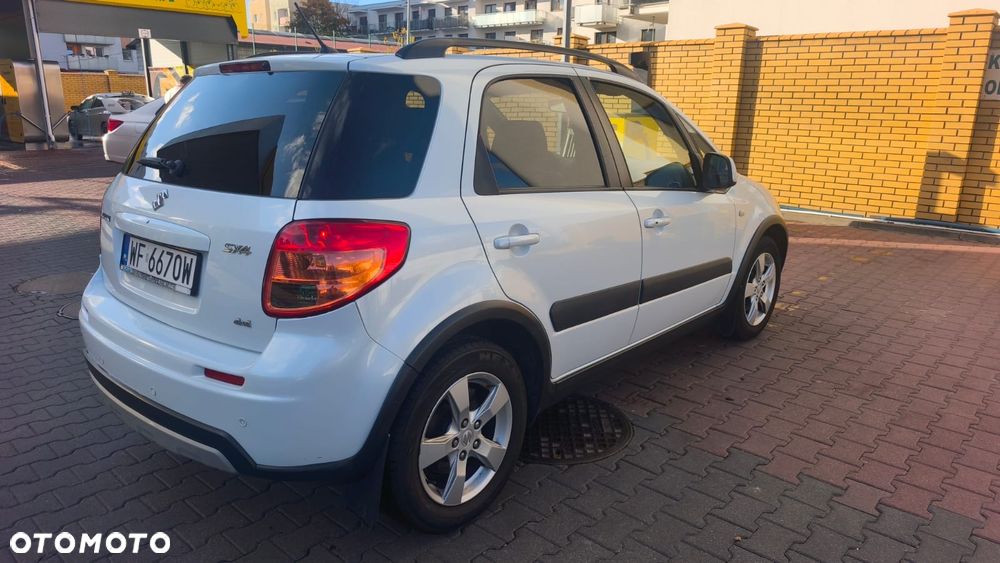 Suzuki Sx4 2010 photo 5