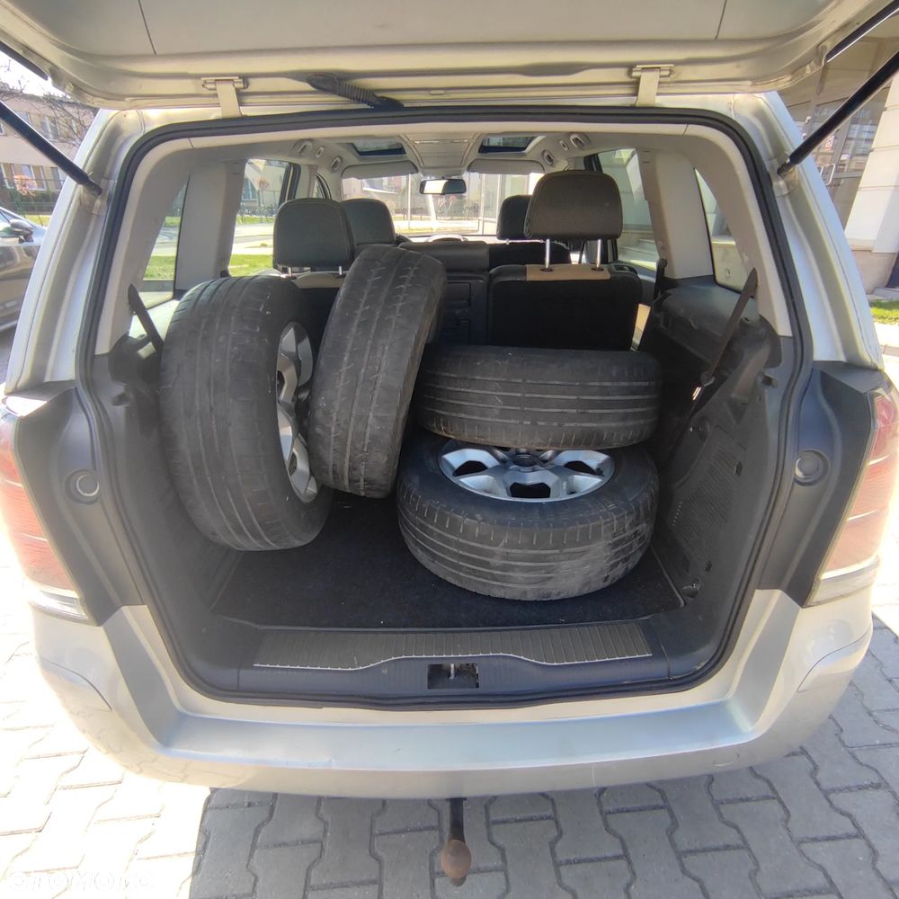 Opel Zafira 1.9 CDTI Cosmo ActiveSelect - 9