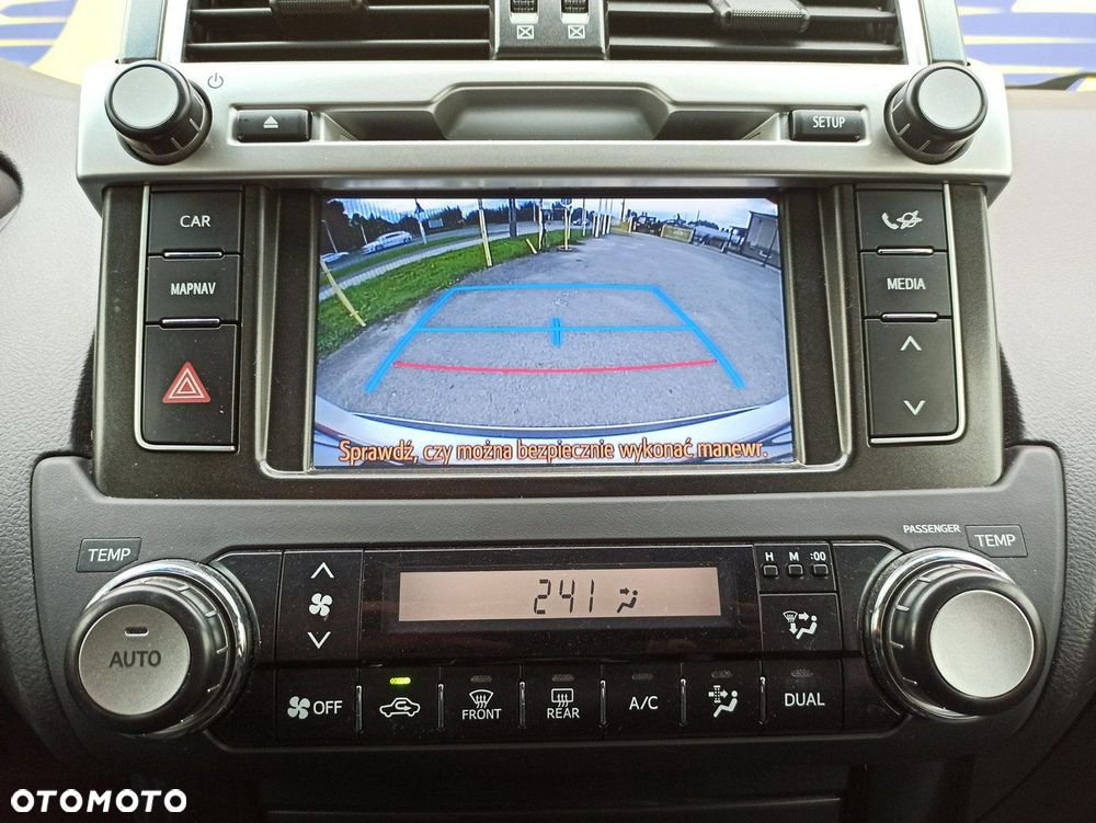 Toyota Land Cruiser - 21