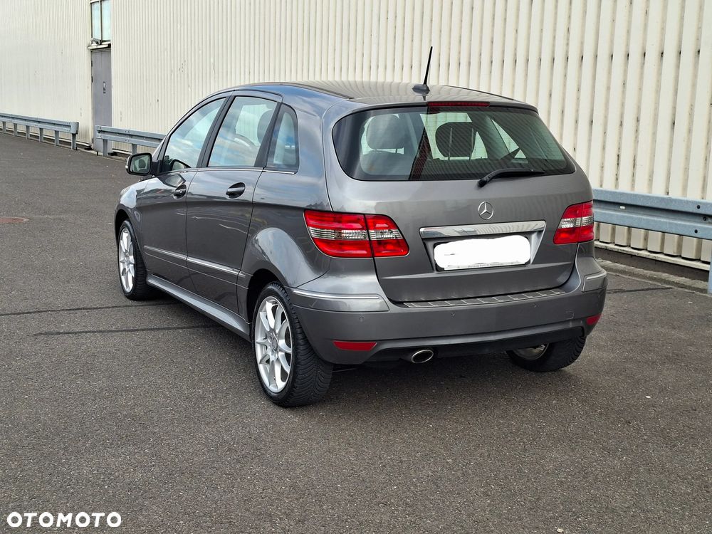 Mercedes-Benz Klasa B 180 BlueEFFICIENCY - 5