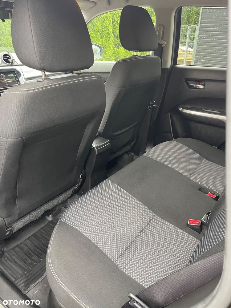 Suzuki Vitara 1.4 Boosterjet SHVS Premium 2WD - 11