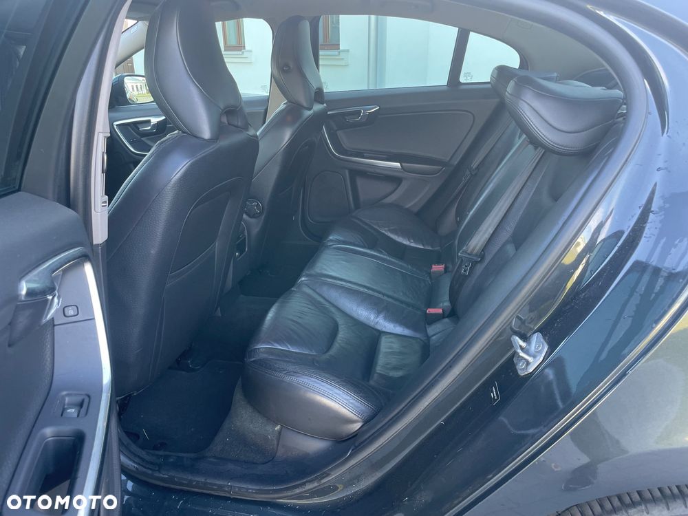 Volvo S60 - 18
