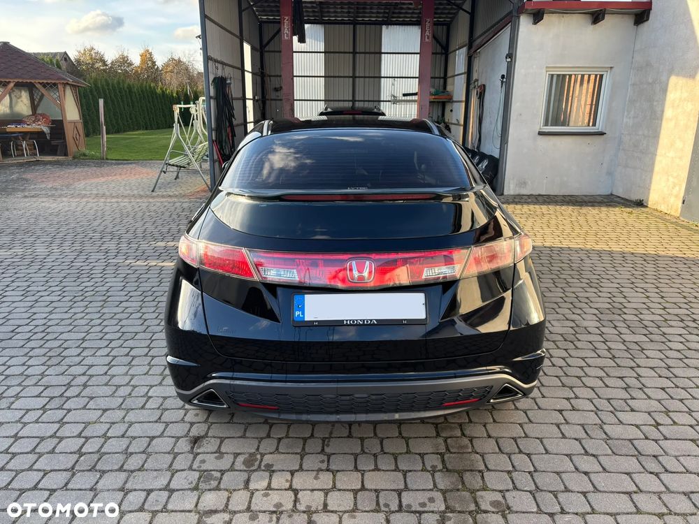Honda Civic 2008 photo 2