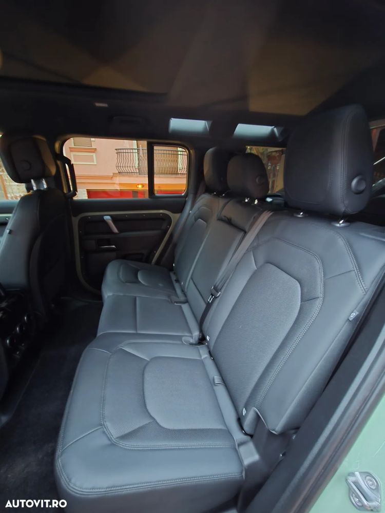 Land Rover Defender - 5