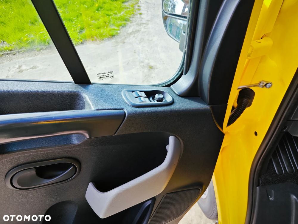 Renault MASTER SERWISOWANY L3H2, DOCA, 7os, BLIŹNIAK, KAMERA,  SKRZYNIA, ORYGINAŁ, HAK 3,5T, KLIMA, WEBASTO, 106TYŚ KM, 145KONI - 16