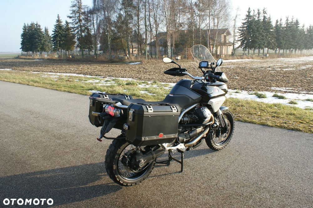 Moto Guzzi Stelvio - 12
