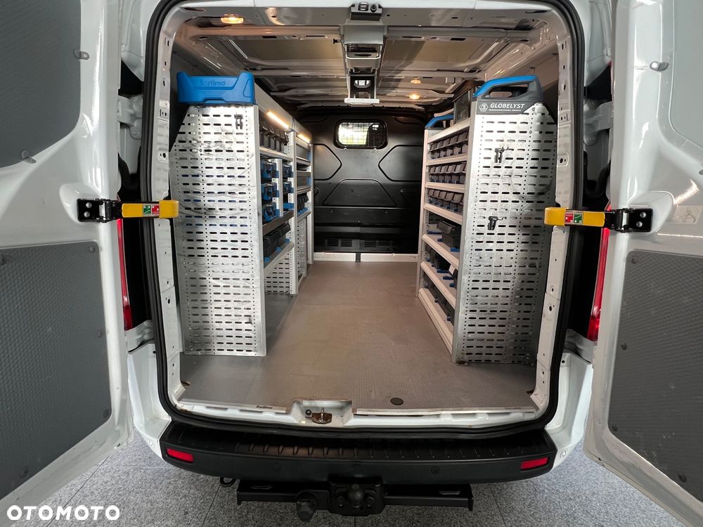 Ford Transit Custom - 13