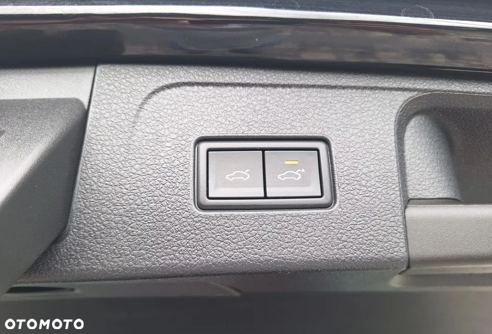 Volkswagen Passat Variant 1.5 TSI OPF DSG Elegance - 10