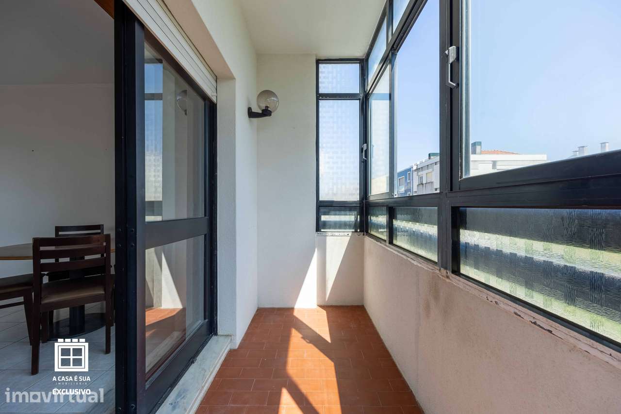 Apartamento T1 em Espinho, na 3ª linha da Praia - Grande imagem: 5/27