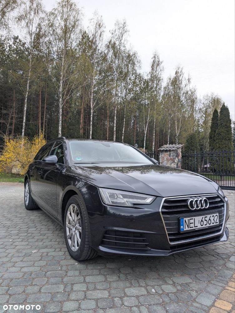 Audi A4 Avant - 1
