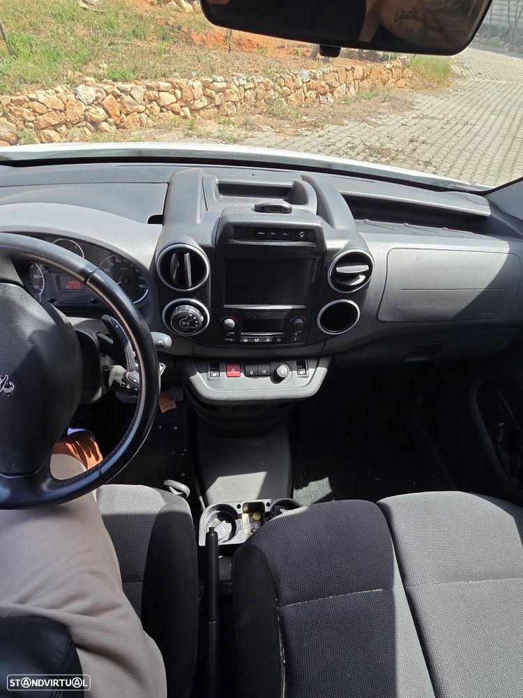 Peugeot Partner - 8