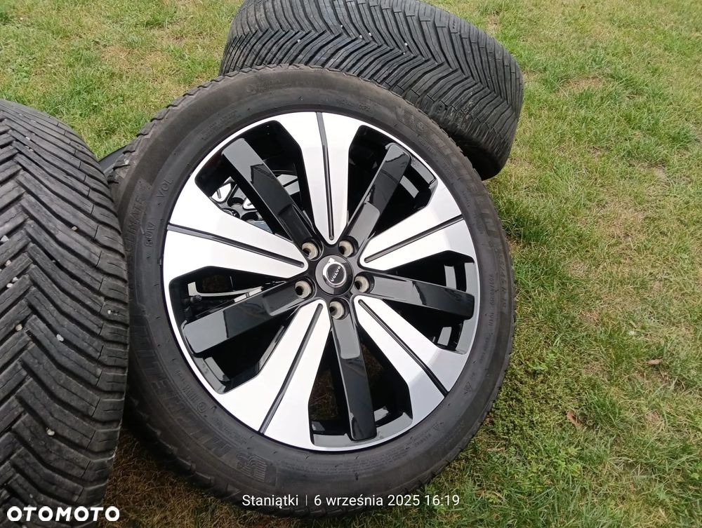 Koła/Felgi 19 Volvo xc40 Całoroczne Michelin - 1