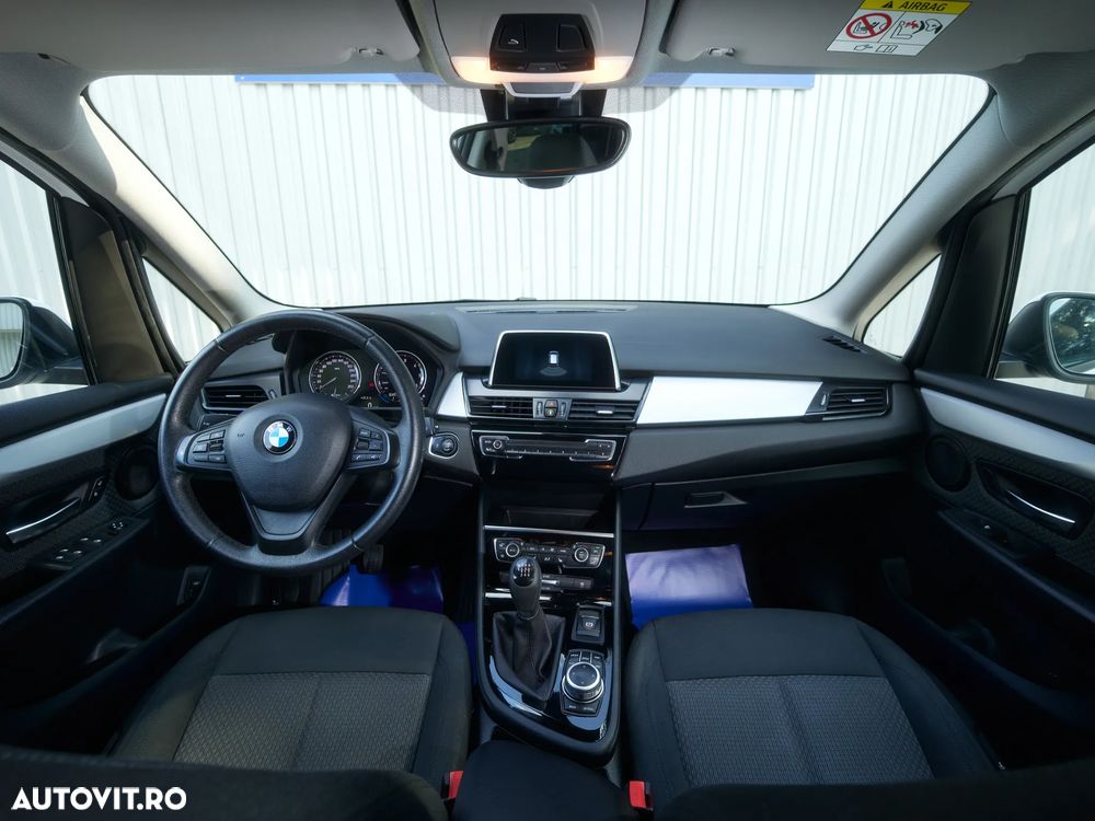 BMW Seria 2 218d Advantage - 10