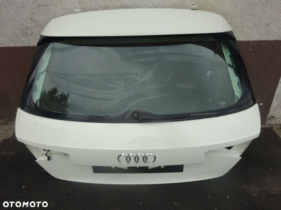 LY9K klapa bagaznika Audi A3 8V0 czesci - 1