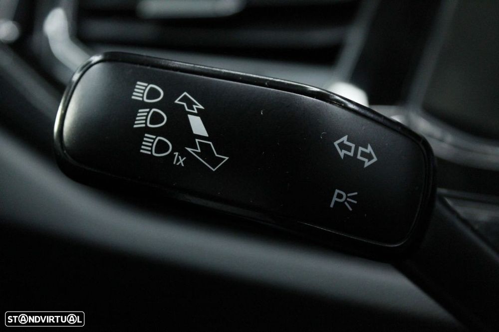 VW Polo 1.0 TSI Urban DSG - 26