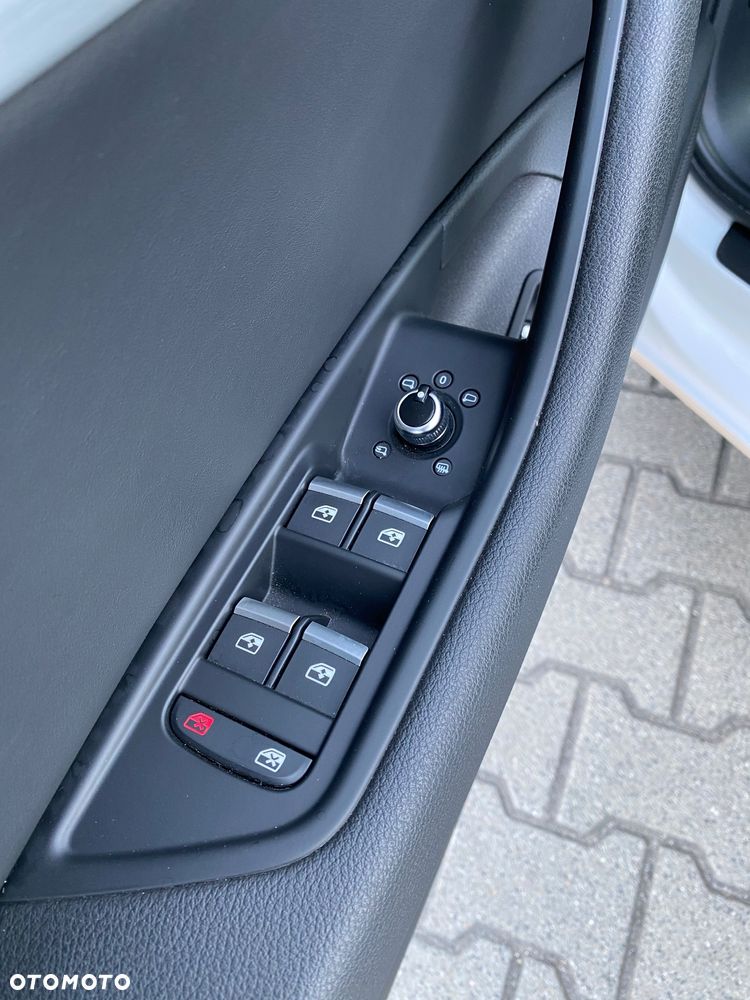 Audi A4 Avant - 9