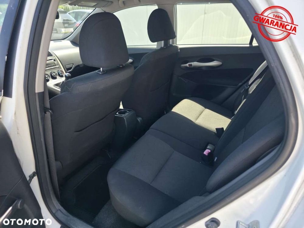 Toyota Auris 1.4 D-4D Premium - 20