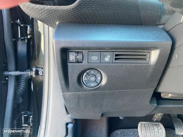 Citroën C4 1.2 PureTech Shine Pack EAT8 - 21