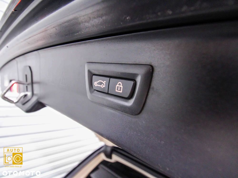 BMW Seria 5 520d xDrive Luxury Line - 15