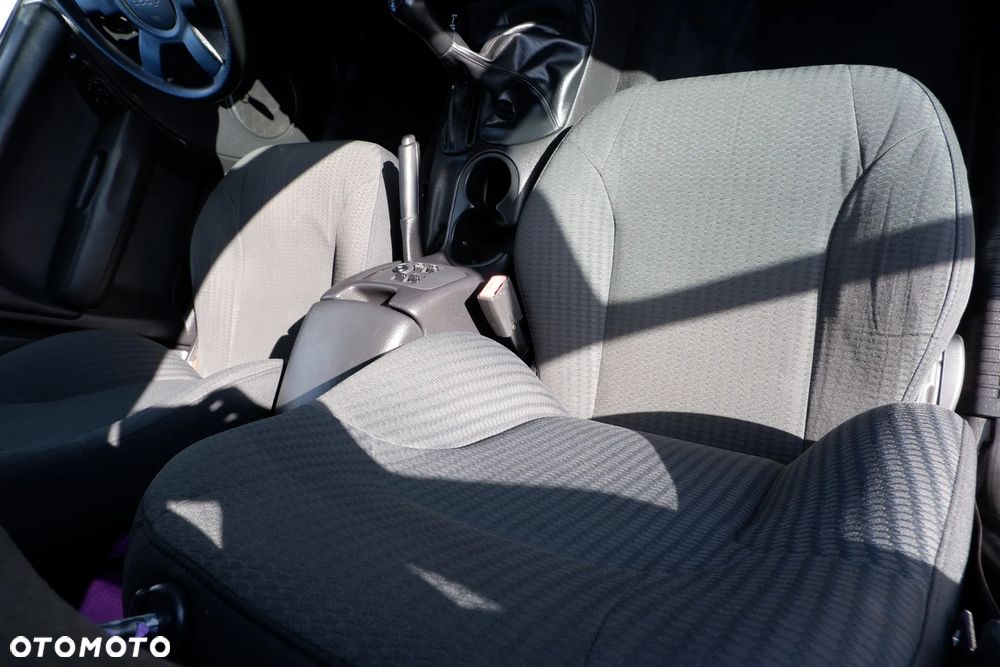 Jeep Cherokee 2.5L CRD Sport - 8