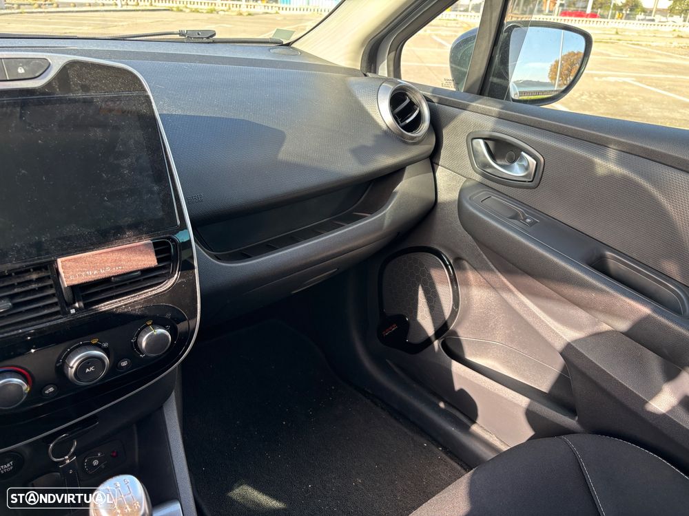 Renault Clio 0.9 TCe Limited Bi-Fuel - 12