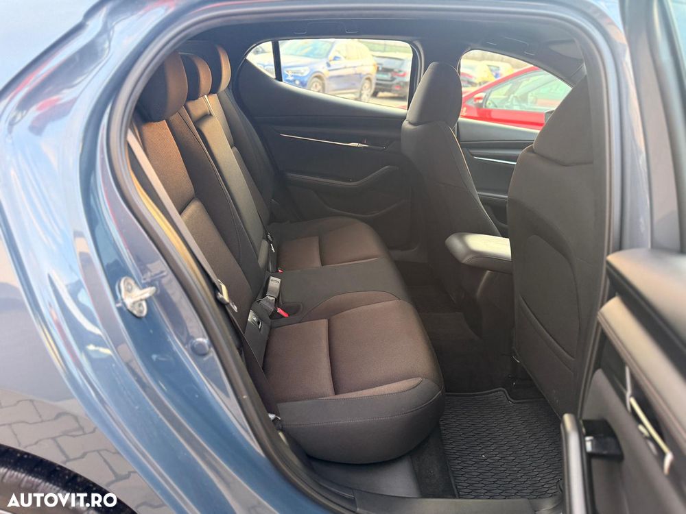 Mazda 3 e-Skyactiv G122 AT MHEV Plus - 11