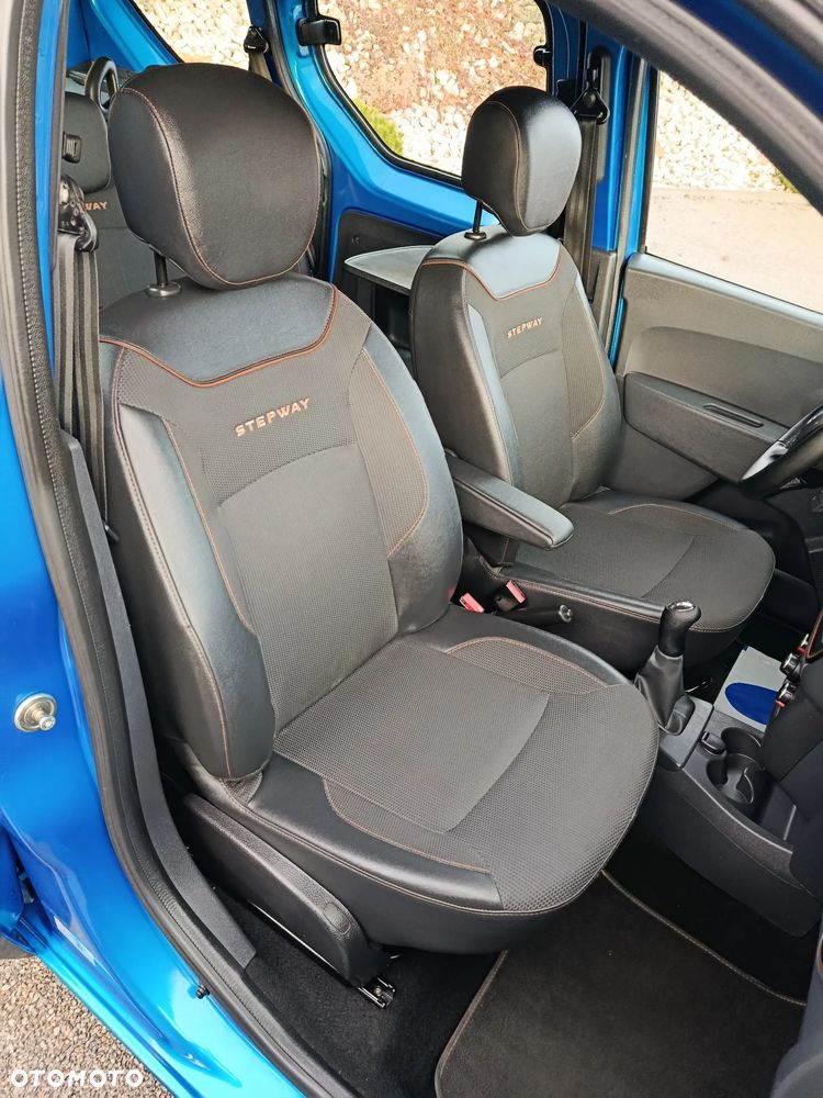 Dacia Dokker TCe 115 Stepway - 23