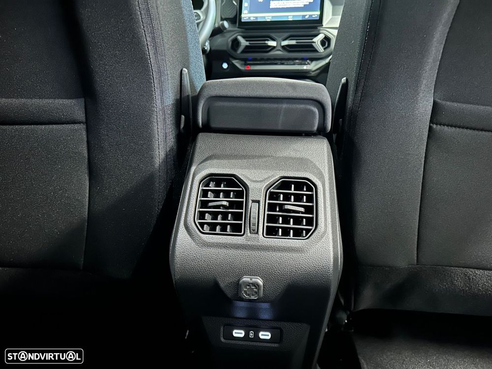 Dacia Bigster 1.8 Hybrid Journey - 39