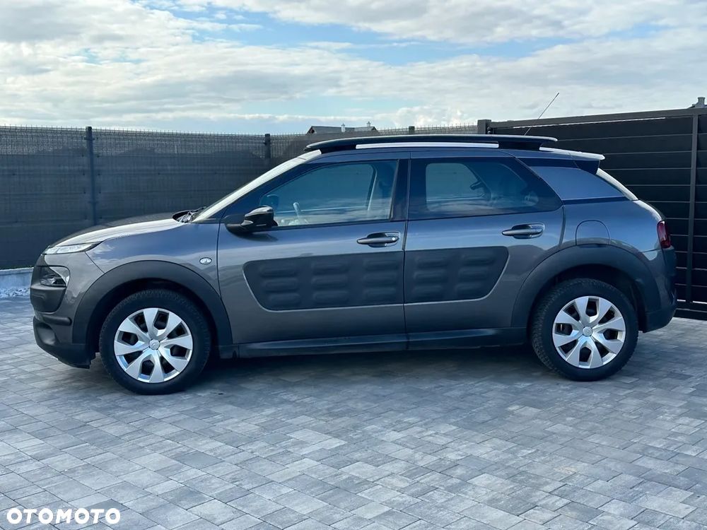 Citroën C4 Cactus 1.2 PureTech Shine Edition S&S - 2