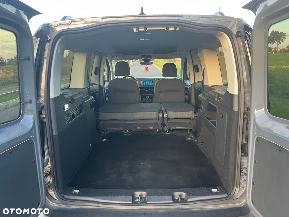 Volkswagen Caddy - 17