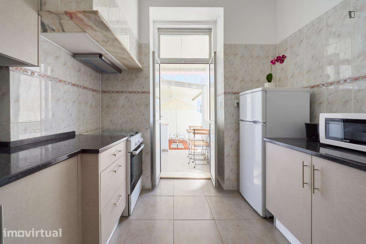 Quarto - localizado em Penha de França Lisbon - Grande imagem: 5/45