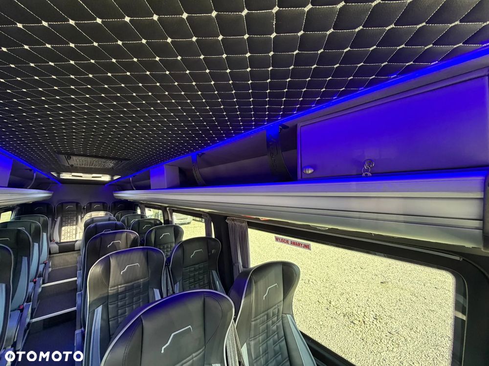 Mercedes-Benz Sprinter 519 - 31