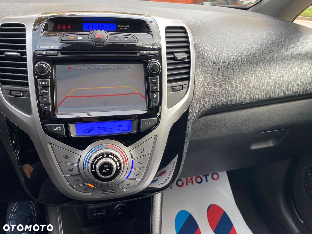 Hyundai ix20 1.6 Premium blue - 4